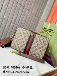 gucci aaa homme mini sac a main s_124ab1b